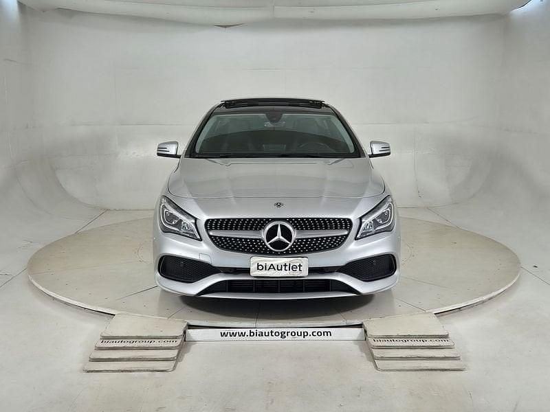 Usata Mercedes CLA220 Premium 176 CV (129 kW) 2018 Grigio Berlina