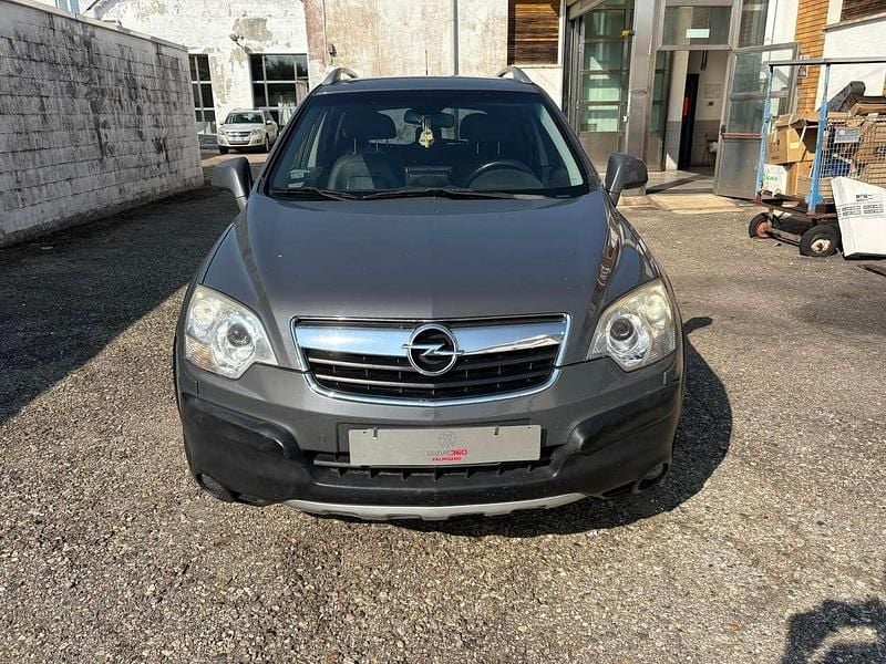 Grigio Usata 2010 Opel Antara Edition+ SUV | 5850 € (Cara) - Immagine 1/4