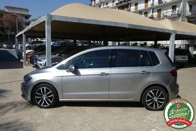 Usata VW Golf Sportsvan Business 110 CV (80 kW) 2015 Grigio Monovolume
