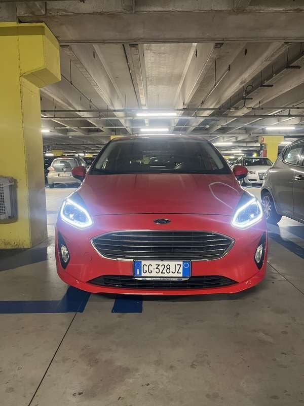 Usata Ford Fiesta Titanium S 125 CV (91 kW) 2021 Rosso Utilitaria