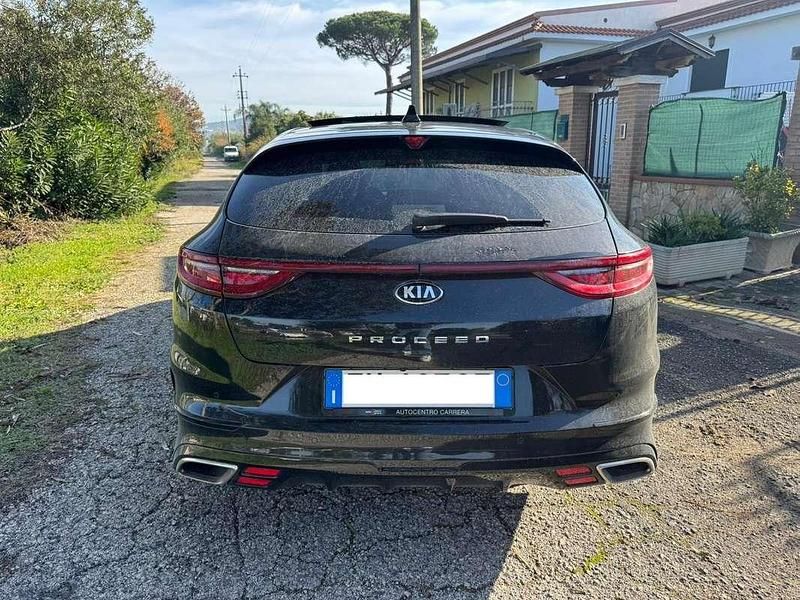 Usata Kia ProCeed 204 CV (150 kW) 2019 Nero Station wagon