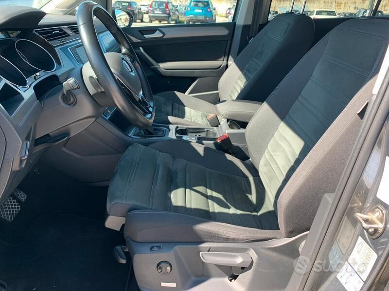 Usata VW Touran Highline 110 CV (80 kW) 2016 Grigio Monovolume
