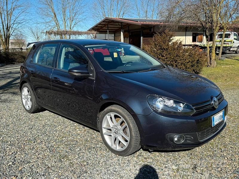 Usata VW Golf VI 140 CV (102 kW) 2011 Blu Utilitaria