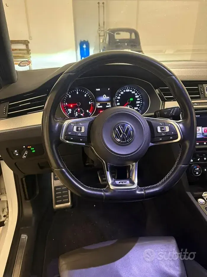 Usata VW Passat R-line 190 CV (139 kW) 2015 Bianco Station wagon