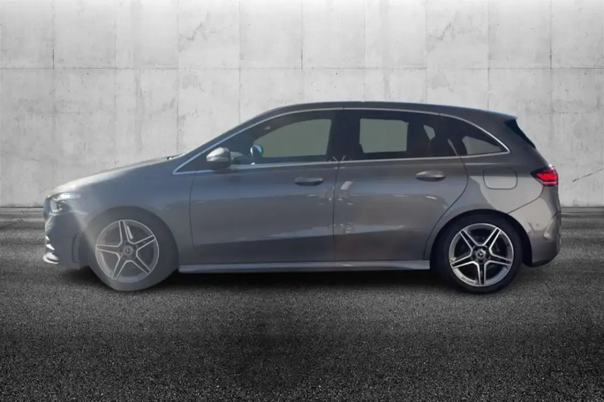 Usata Mercedes B200 Advanced Plus 150 CV (110 kW) 2024 Grigio Utilitaria