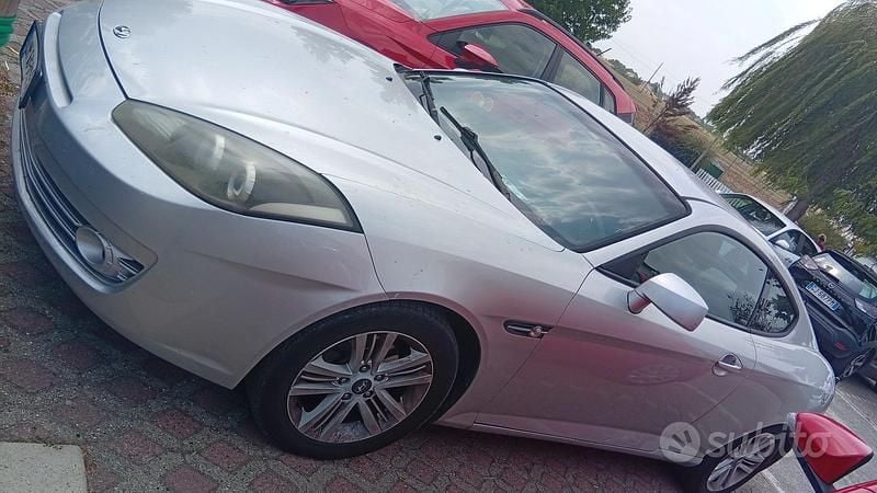 Usata Hyundai Coupé 2008 Grigio Coupé