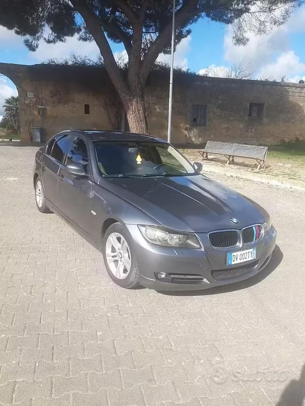 Usata BMW 320 177 CV (130 kW) 2009 Grigio Berlina