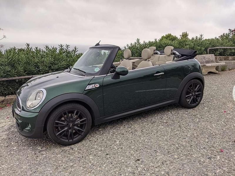 Usata Mini Cooper S Cabriolet 184 CV (135 kW) 2012 Verde Cabrio