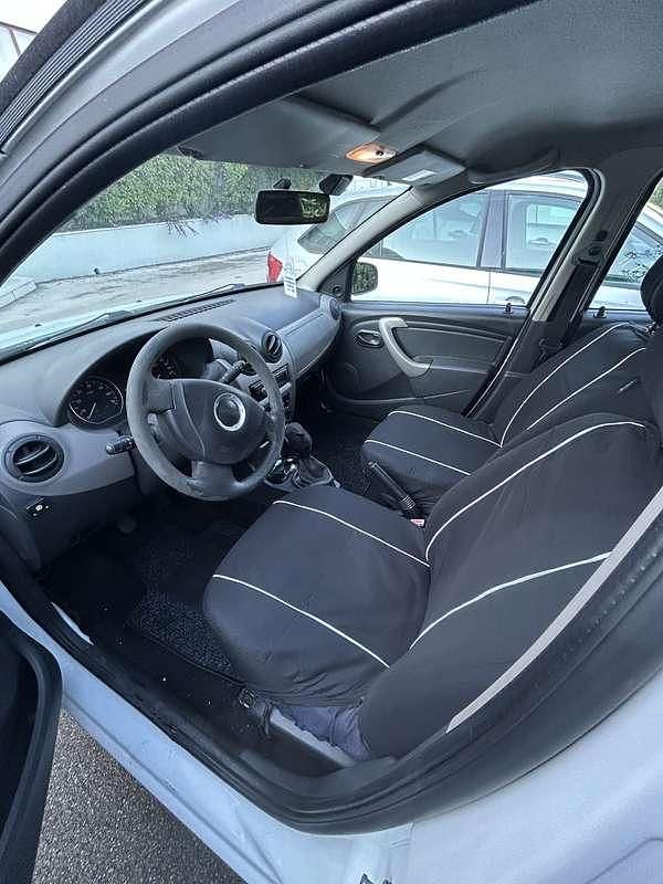 Usata Dacia Sandero 75 CV (55 kW) 2010 Berlina