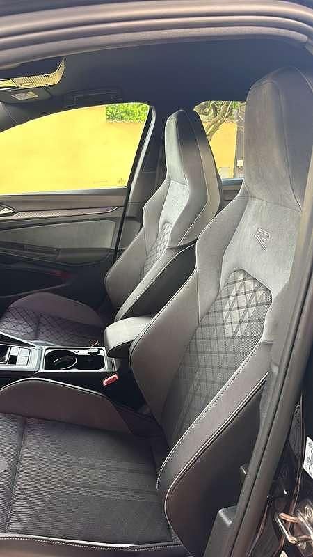 Usata VW Golf VII R-line 150 CV (110 kW) 2021 Utilitaria