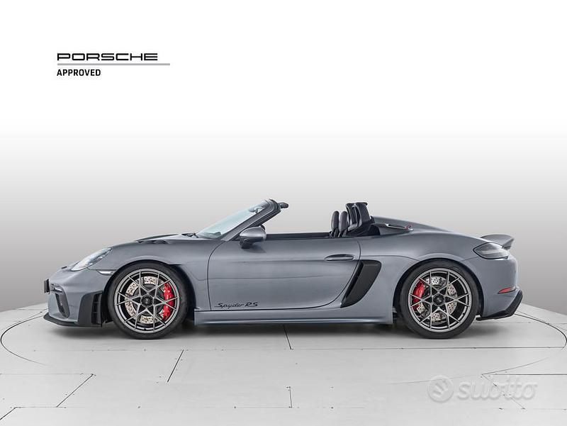 Usata Porsche 718 Spyder 500 CV (367 kW) 2024 Grigio Cabrio