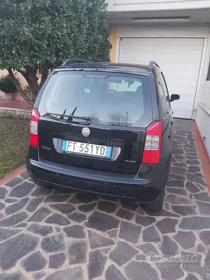 Usata Fiat Idea 101 CV (74 kW) 2007 Nero Monovolume