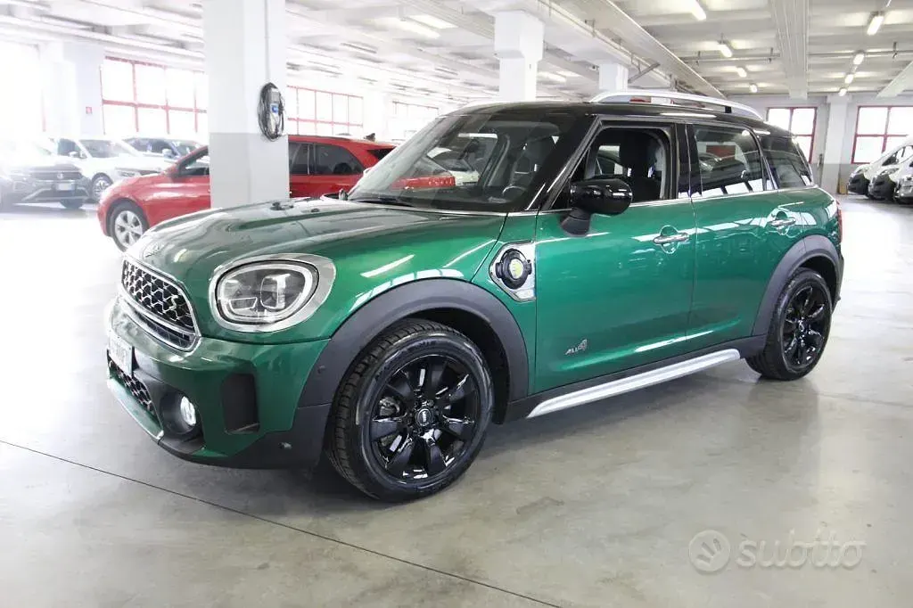 Usata Mini Cooper S Countryman Business 125 CV (91 kW) 2021 Verde SUV