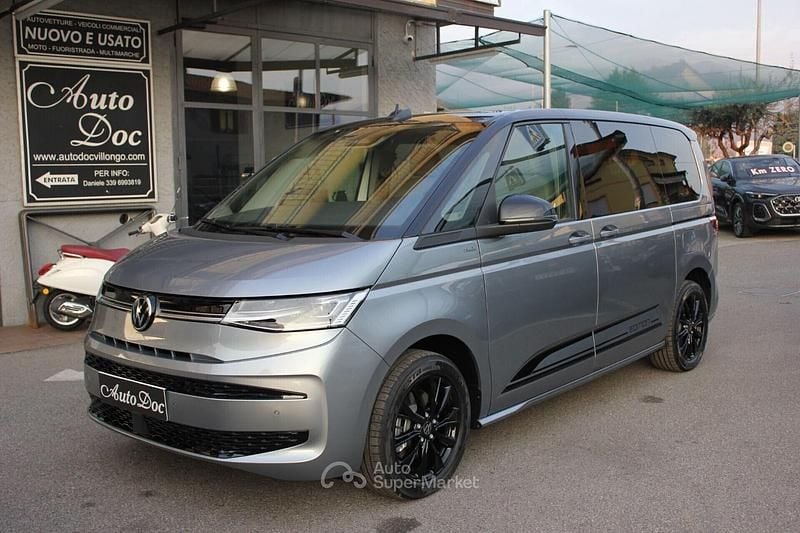 Nuova VW Multivan Edition 245 CV (180 kW) 2025 Argento Furgone