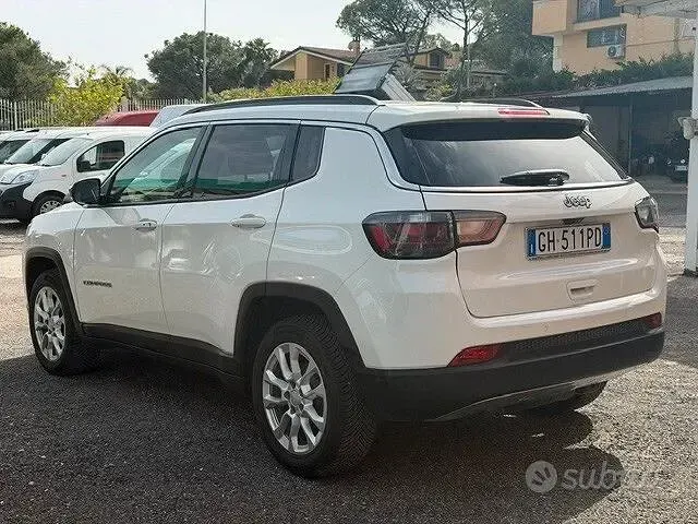Begagnad Jeep Compass Limited 131 HK (96 kW) 2022 Vit SUV