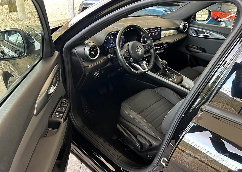 Usata Alfa Romeo Tonale Ti 131 CV (96 kW) 2023 Nero SUV