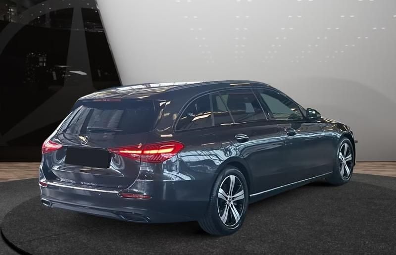 Usata Mercedes C220 Business 200 CV (147 kW) 2022 Grigio metallizzato Station wagon