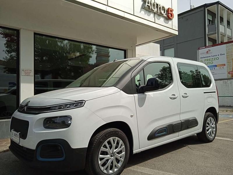 Usata Citroën Berlingo Feel 56 kW (77 CV) 2023 Bianco Monovolume