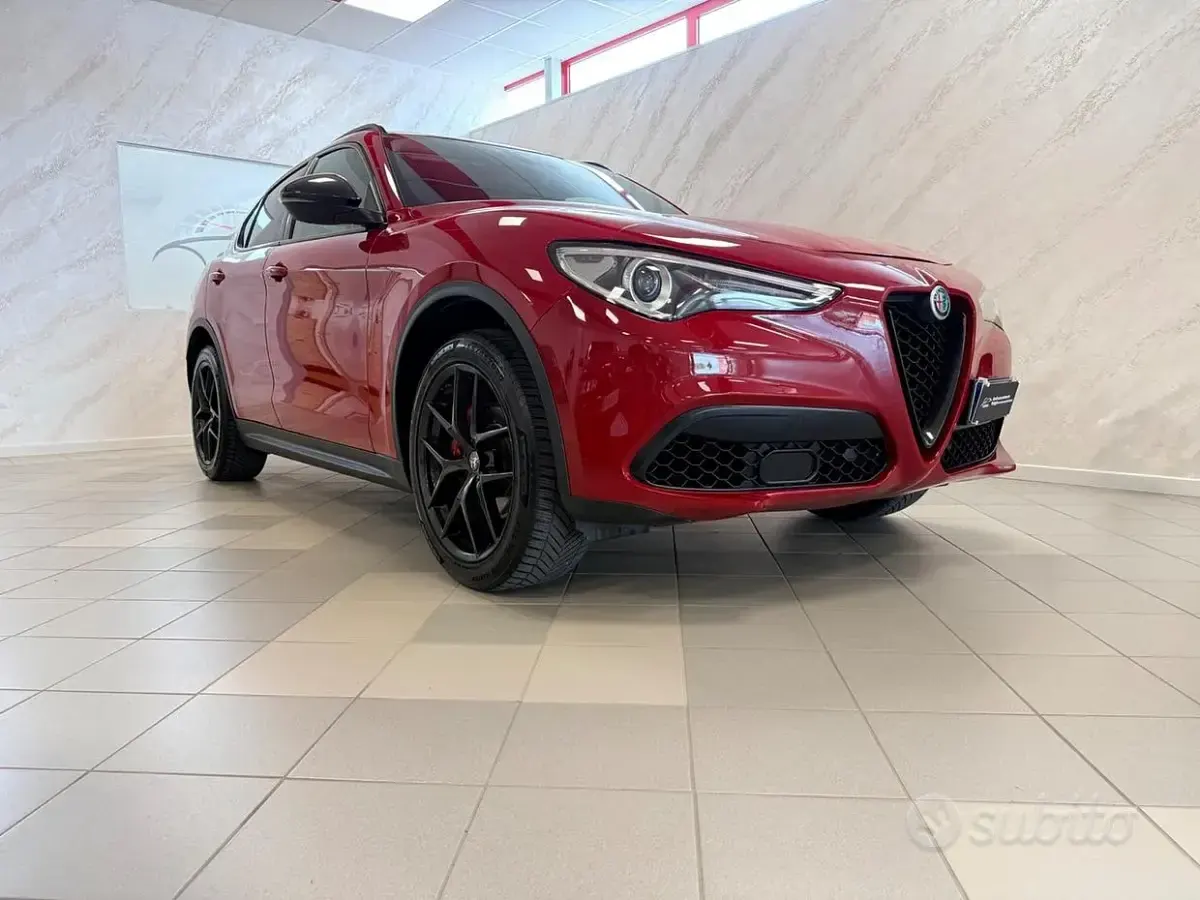 Usata Alfa Romeo Stelvio Tech Edition 190 CV (139 kW) 2019 Rosso SUV