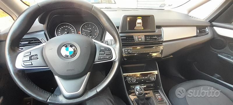 Usata BMW 218 150 CV (110 kW) 2016 Bianco Monovolume