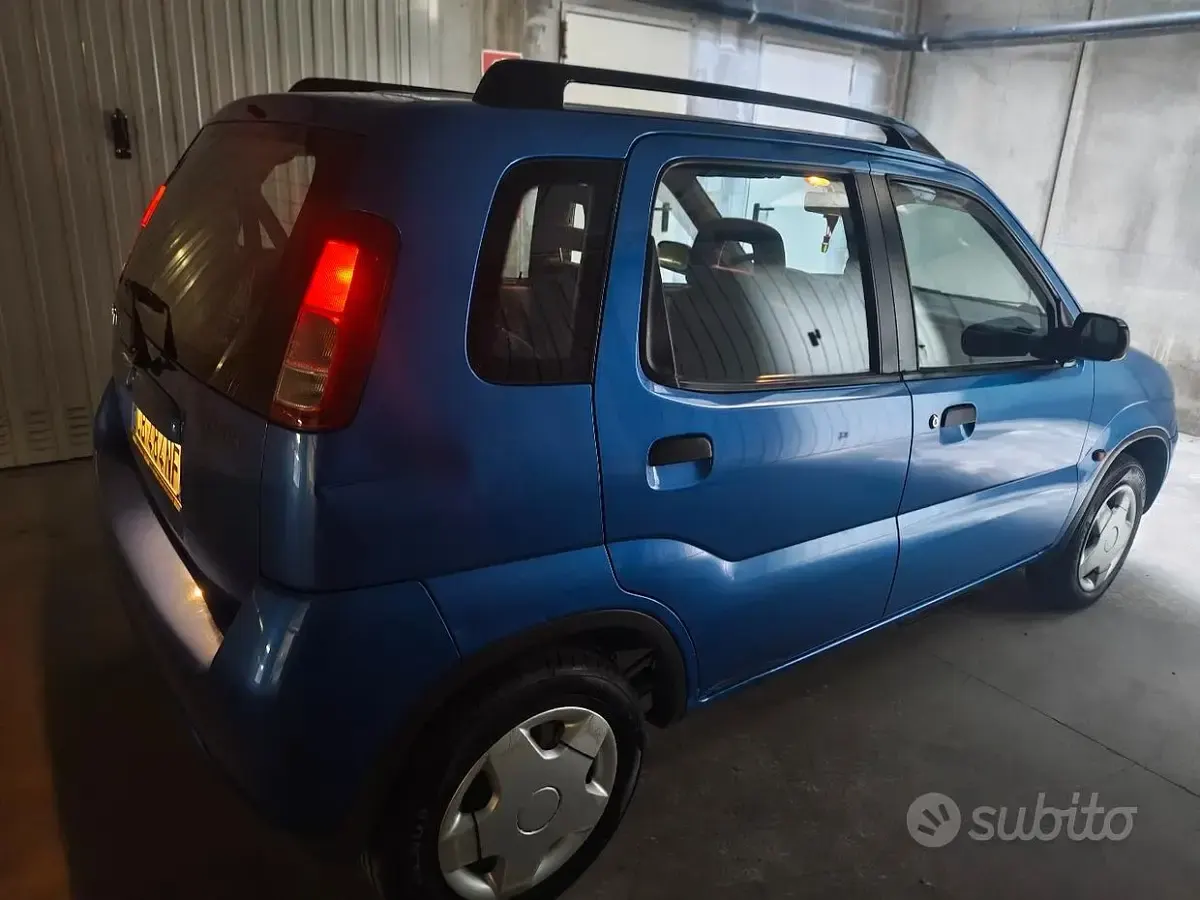 Usata Suzuki Ignis GL 83 CV (61 kW) 2002 Bluazzurro Utilitaria