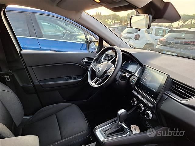 Usata Renault Captur Zen 145 CV (106 kW) 2021 Grigio SUV