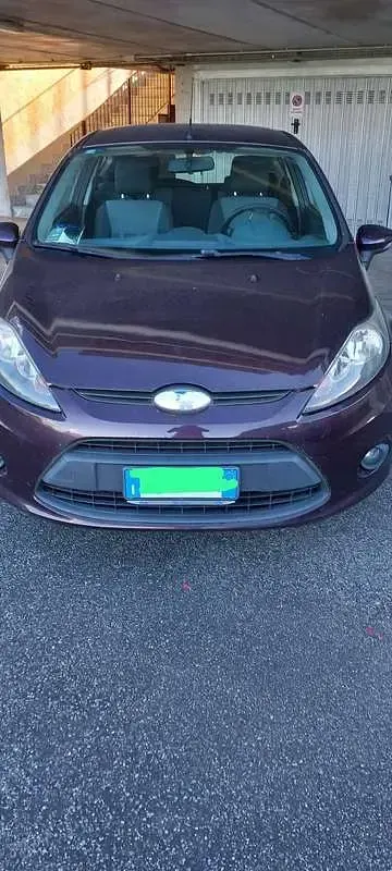 Usata Ford Fiesta 95 CV (69 kW) 2010 Berlina