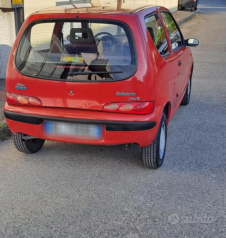 Usata Fiat Seicento Young 39 CV (28 kW) 2000 Rosso Utilitaria