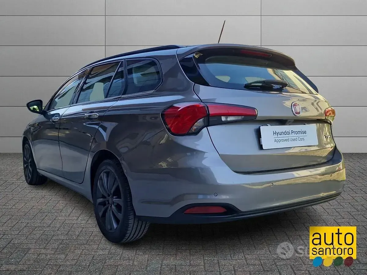 Usata Fiat Tipo Business 120 CV (88 kW) 2016 Grigio Station wagon