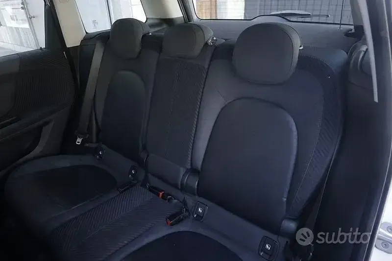 Usata Mini One D Countryman Hype 116 CV (85 kW) 2018 Bianco SUV