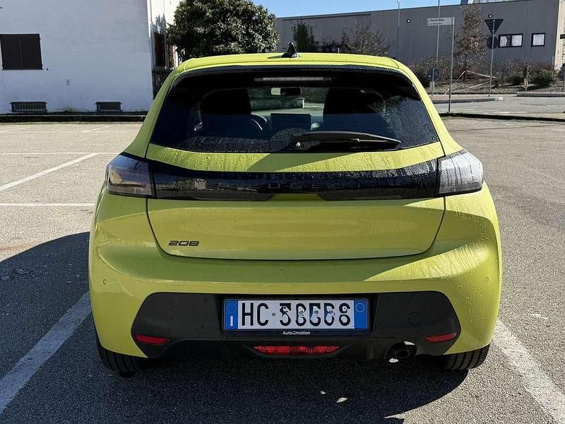 Usata Peugeot 208 Active 101 CV (74 kW) 2024 Giallo Utilitaria