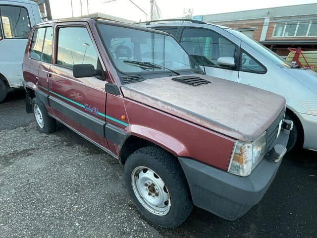 Usata Fiat Panda 4x4 Club 50 CV (36 kW) 1991 Bordeaux Utilitaria