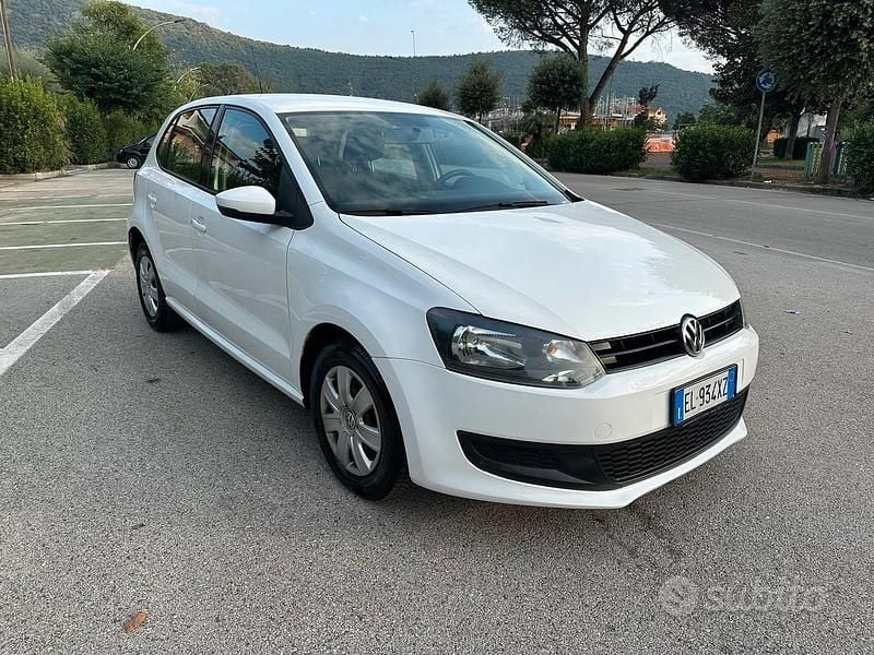 Usata VW Polo Comfortline 90 CV (66 kW) 2012 Bianco Utilitaria