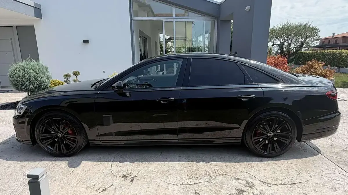 Usata Audi A8 Design 286 CV (210 kW) 2022 Berlina