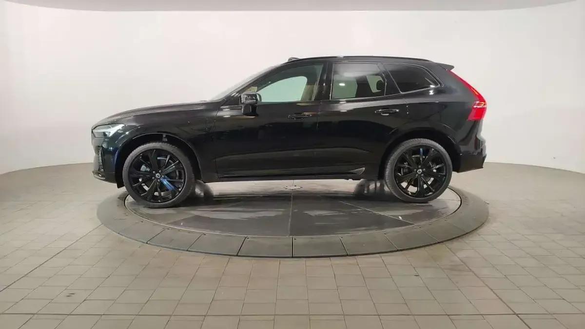 Usata Volvo XC60 Ultra 253 CV (186 kW) 2024 Nero SUV