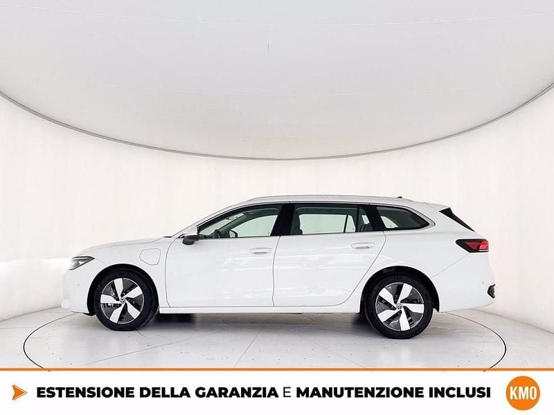 Uusi VW Passat Business 150 HP (110 kW) 2026 Valkoinen Farmari