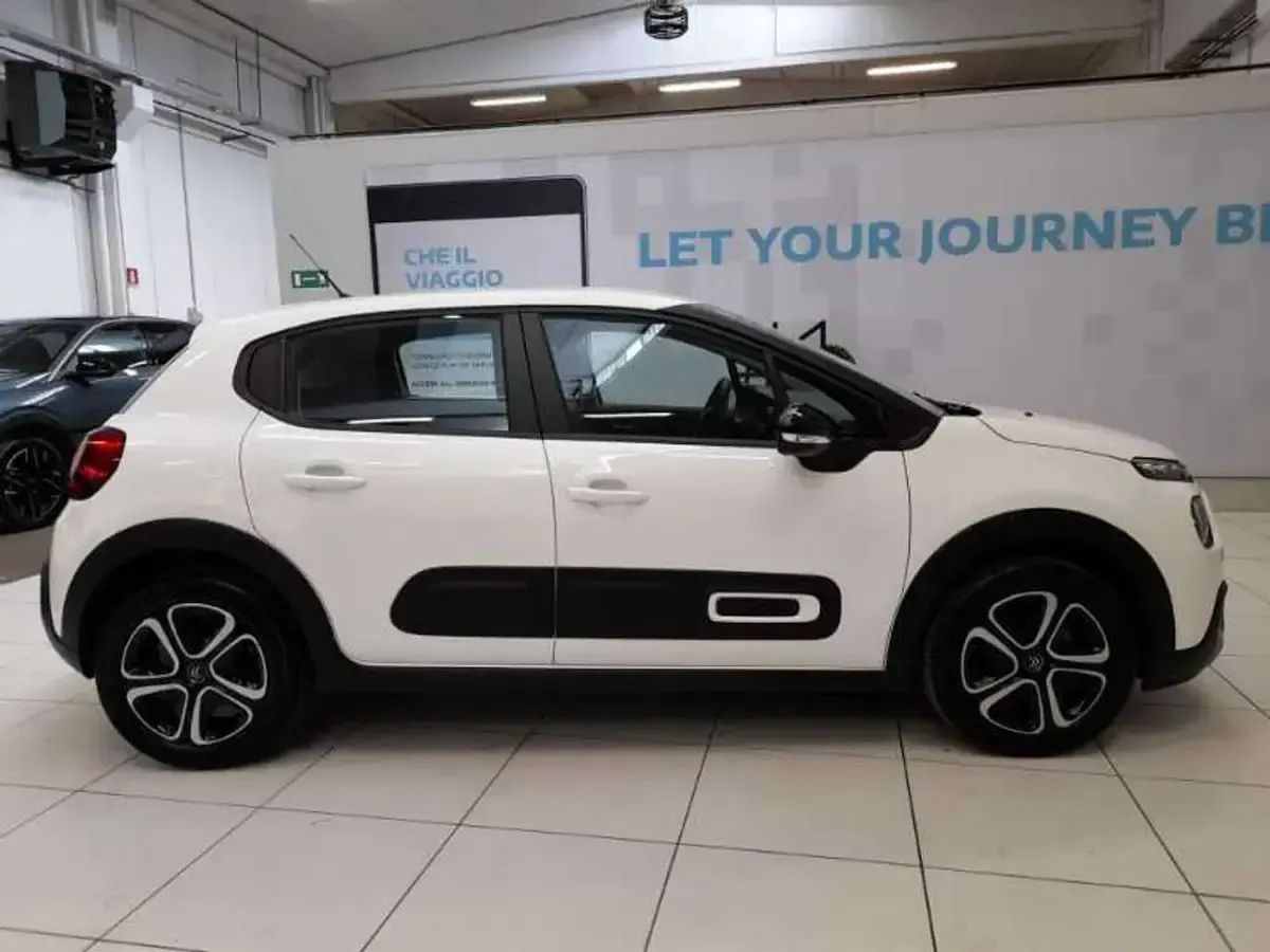 Usata Citroën C3 PureTech 83 CV (61 kW) 2024 Bianco Utilitaria