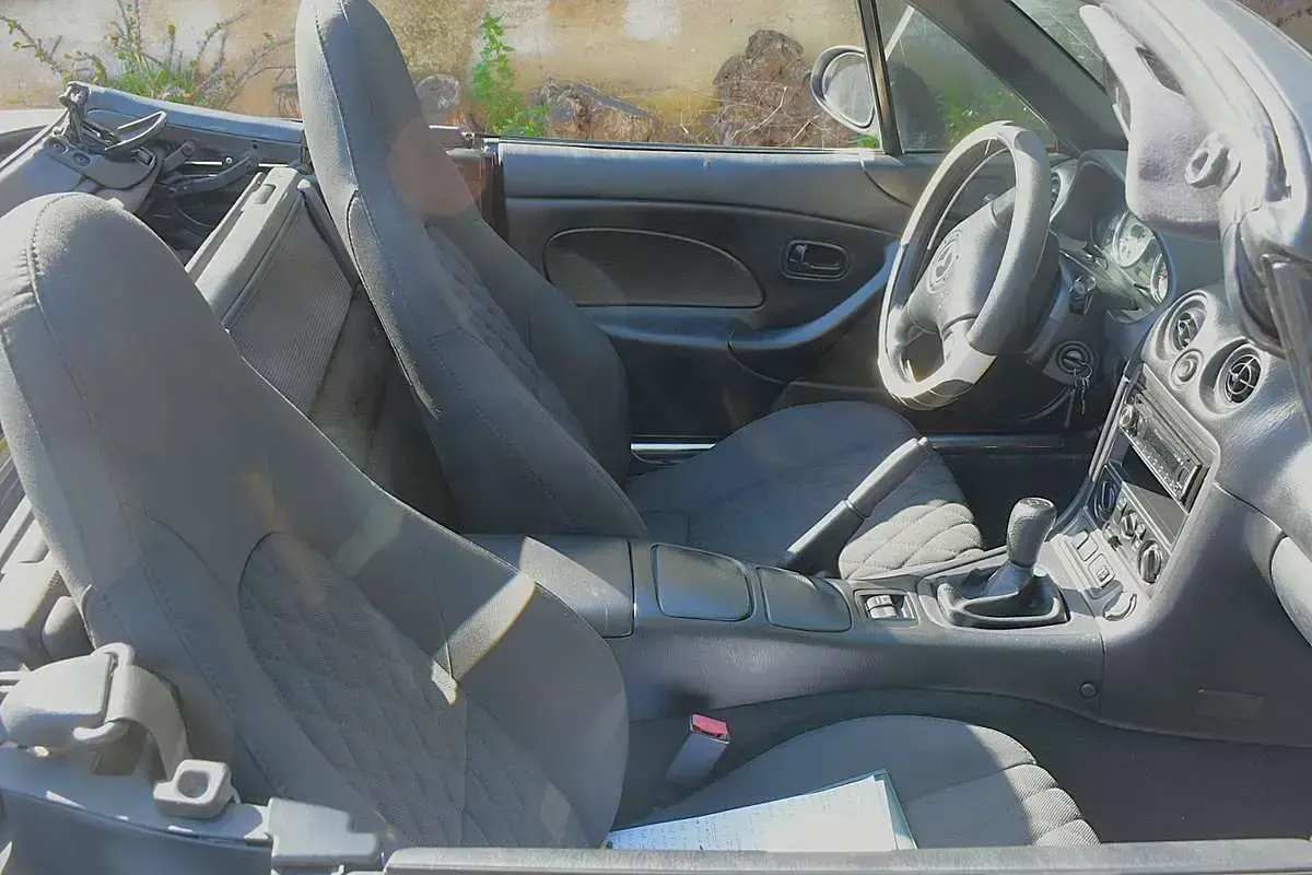 Usata Mazda MX5 110 CV (80 kW) 2001 Cabrio