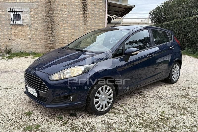 Usata Ford Fiesta Business Edition 75 CV (55 kW) 2014 Blu Utilitaria