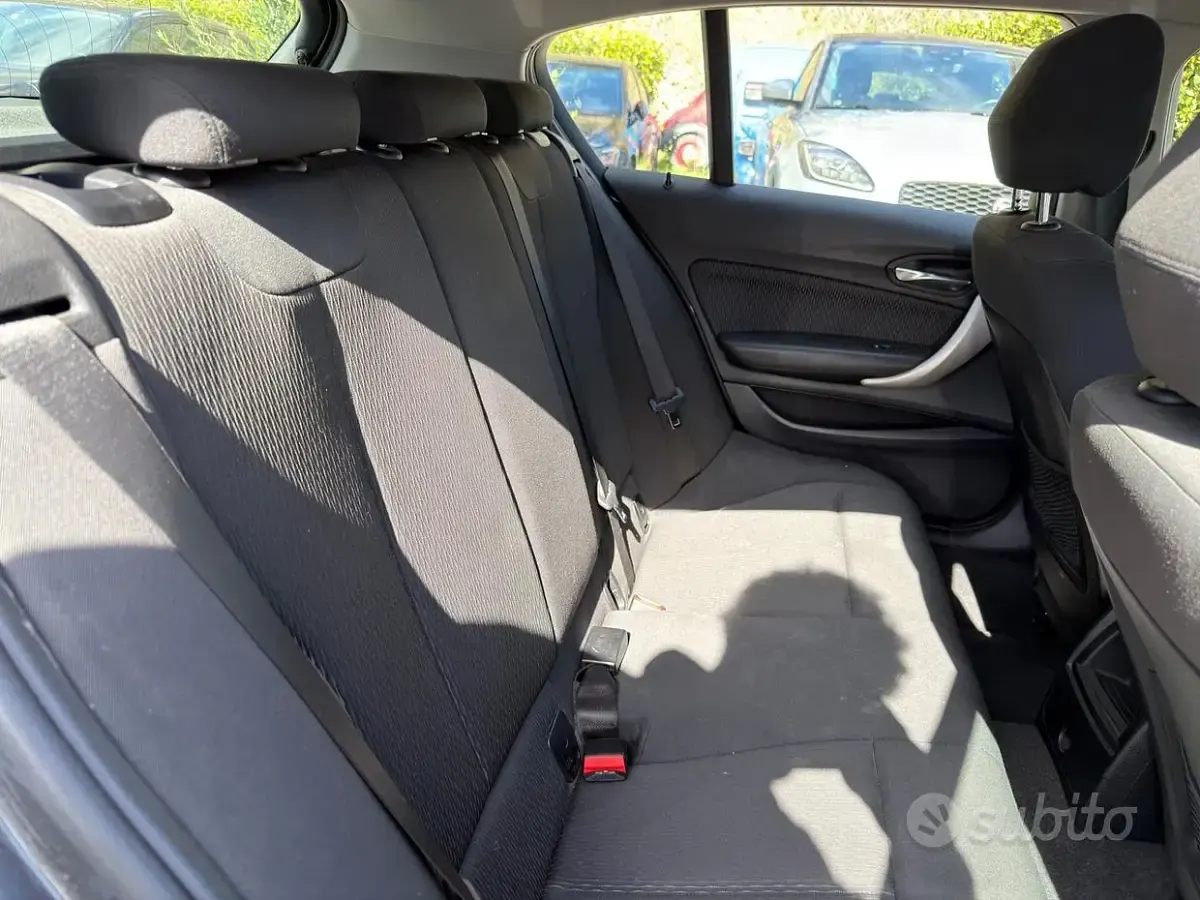 Usata BMW 114 95 CV (69 kW) 2019 Grigio Utilitaria