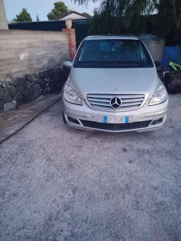 Usata Mercedes B180 Avantgarde 109 CV (80 kW) 2006 Monovolume