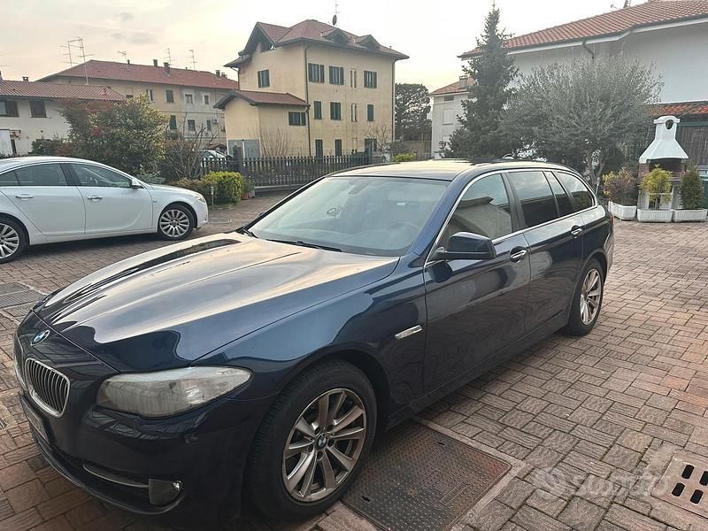 Usata BMW 525 218 CV (160 kW) 2013 Blu Station wagon