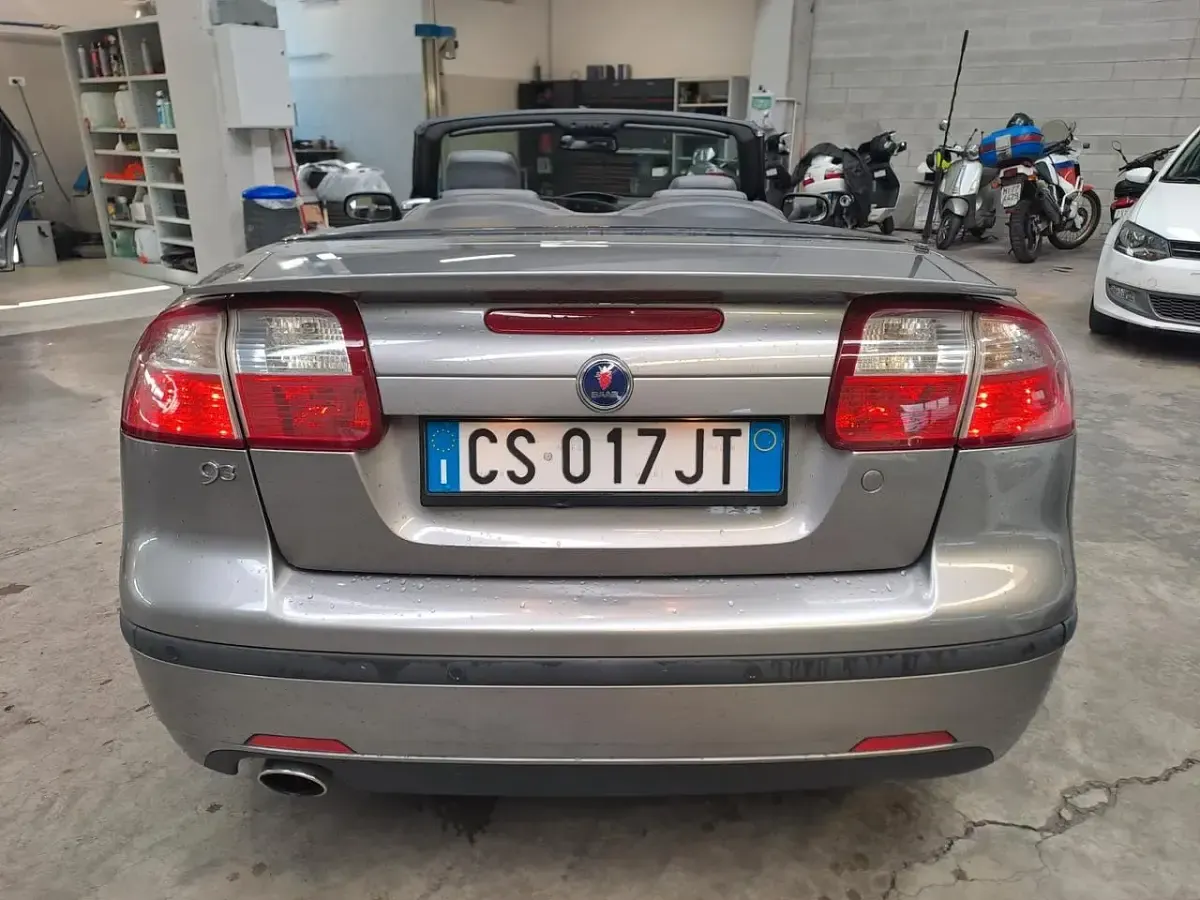 Usata Saab 9-3 Aero 210 CV (154 kW) 2005 Grigio Cabrio
