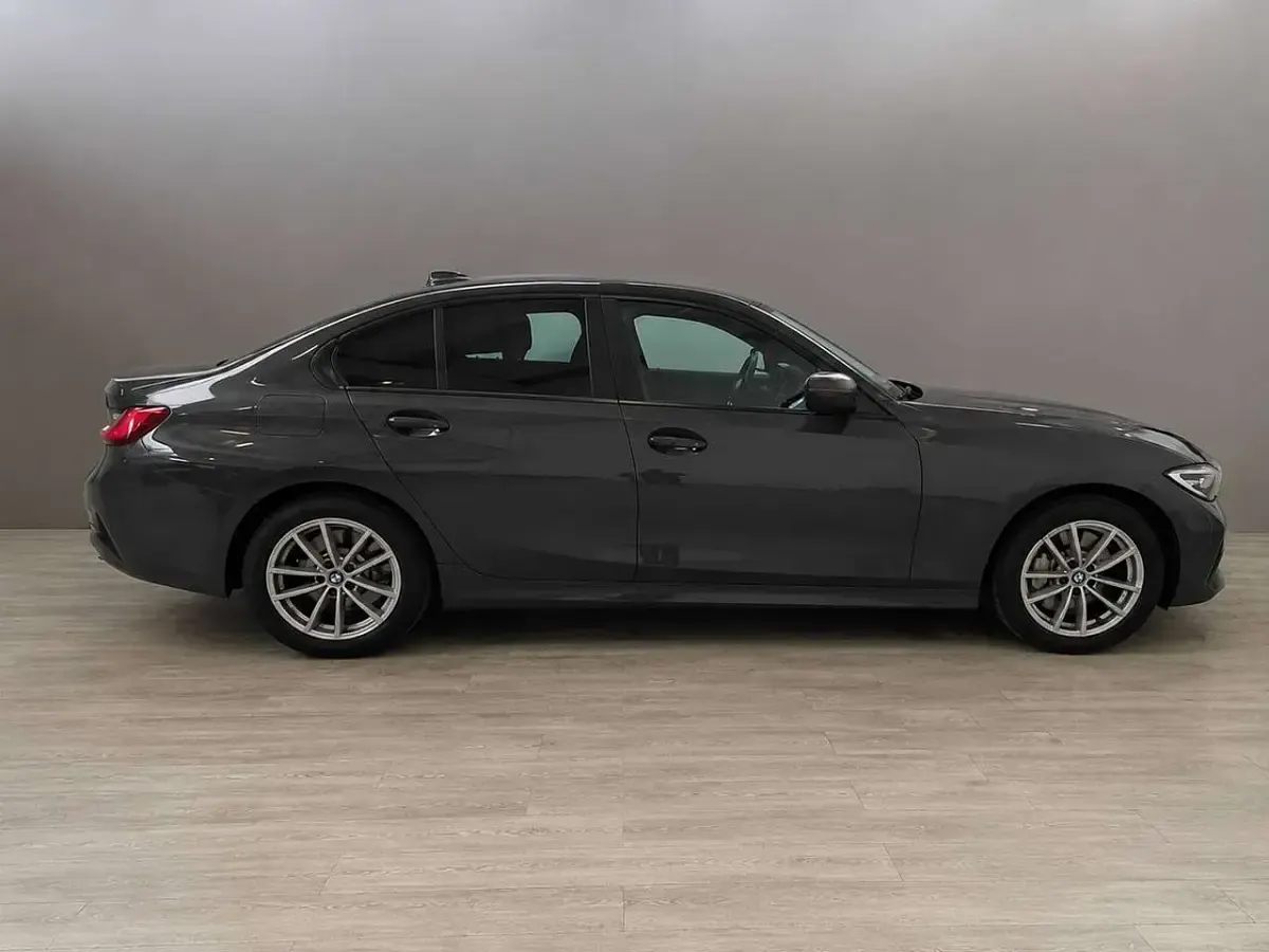 Usata BMW 330 Advantage 184 CV (135 kW) 2021 Grigio Berlina