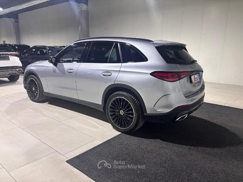 Usata Mercedes GLC220 AMG Line Premium Plus 197 CV (144 kW) 2023 Argento SUV