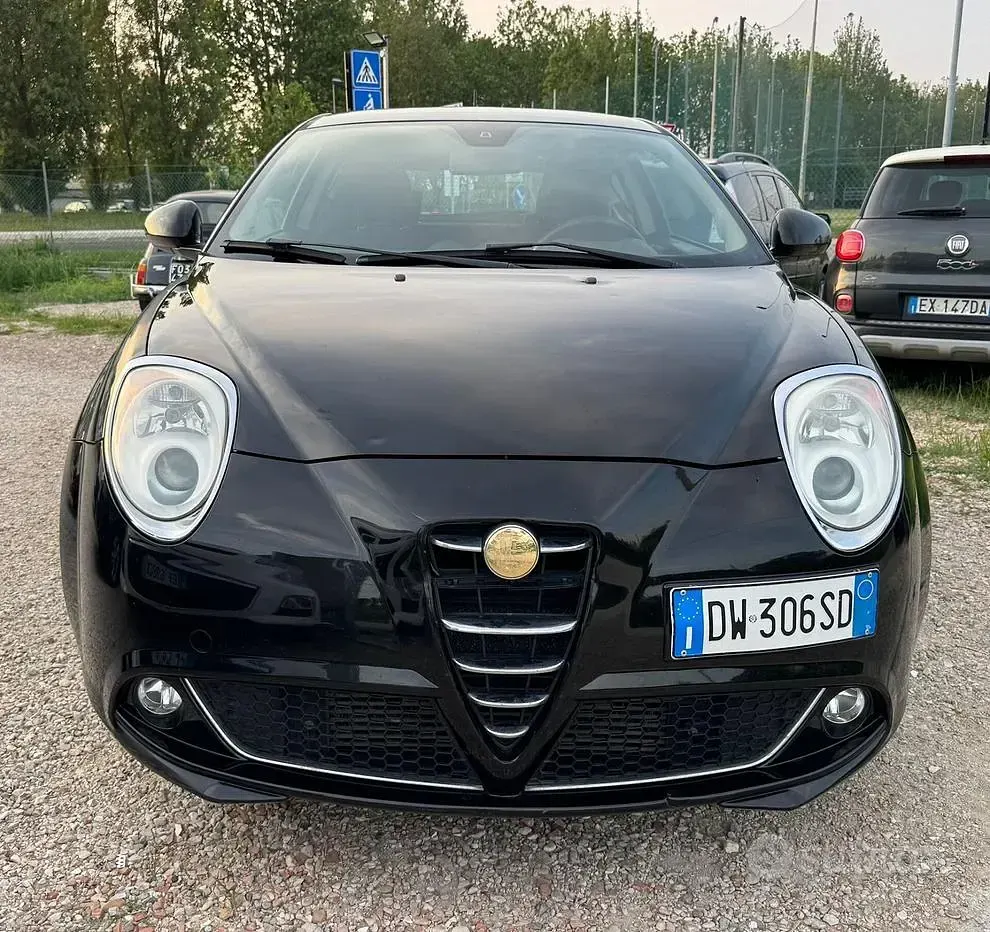 Usata Alfa Romeo MiTo Distinctive 155 CV (114 kW) 2009 Nero Utilitaria