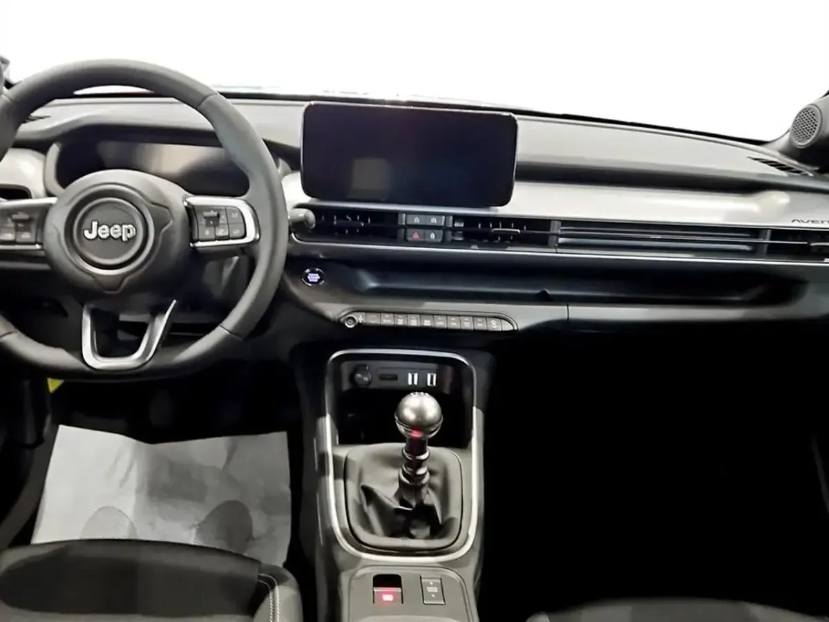 Nuova Jeep Avenger Summit 100 CV (73 kW) 2026 Grigio SUV