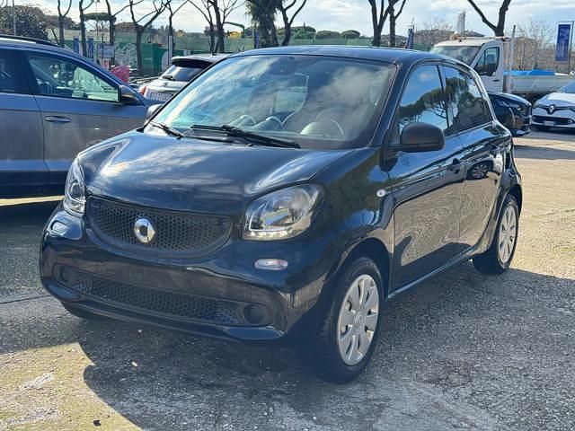 Usata Smart ForFour Passion 70 CV (51 kW) 2017 Nero Utilitaria