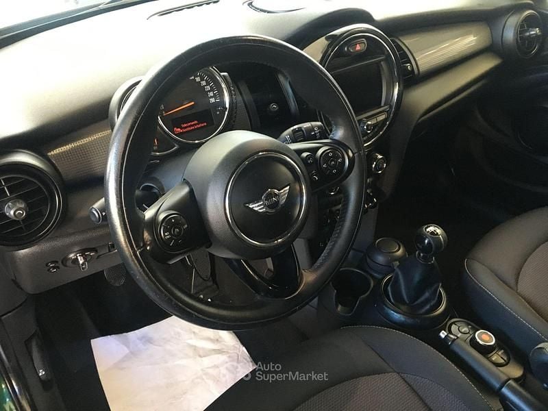 Usata Mini ONE 75 CV (55 kW) 2015 Inglese Utilitaria