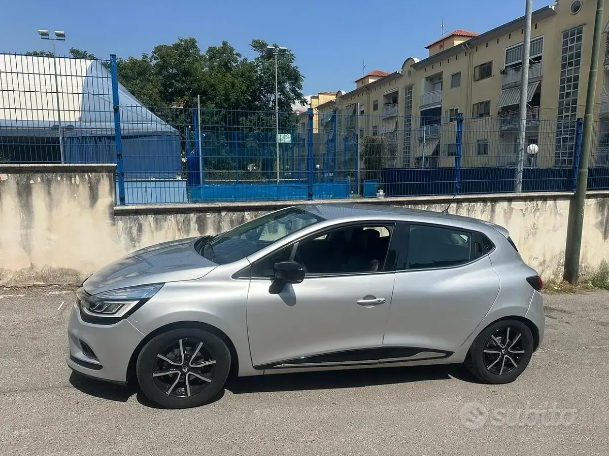 Usata Renault Clio IV 75 CV (55 kW) 2019 Berlina